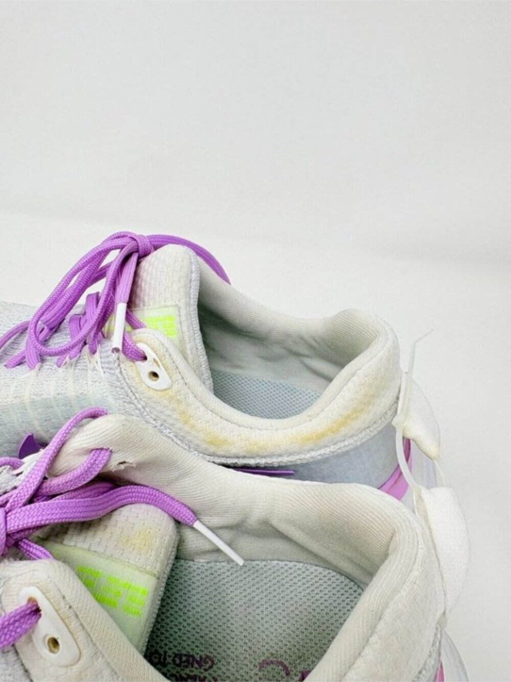 Nike React Infinity 3 Road Running Shoe Sneaker White Purple Size 9.5 - Picture 7 of 11
